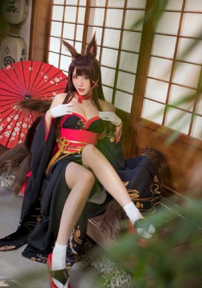 战火中的花蕾