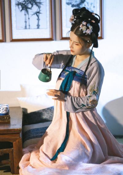 电视剧《驻站》全集下载