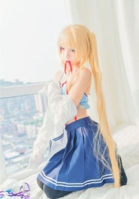 手指挑弄花蒂gl